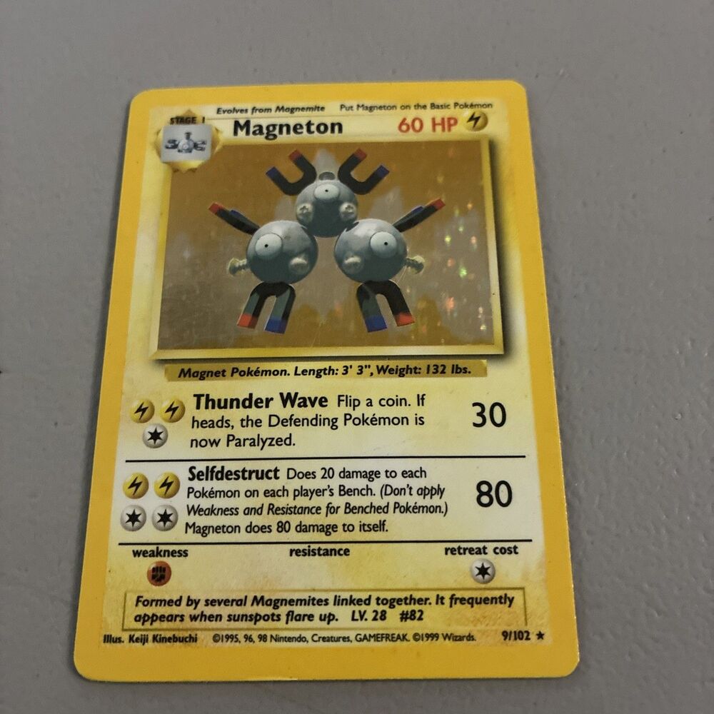 Pokemon Magneton -Base Set # 9/102 Holo Rare -Uncirculated.